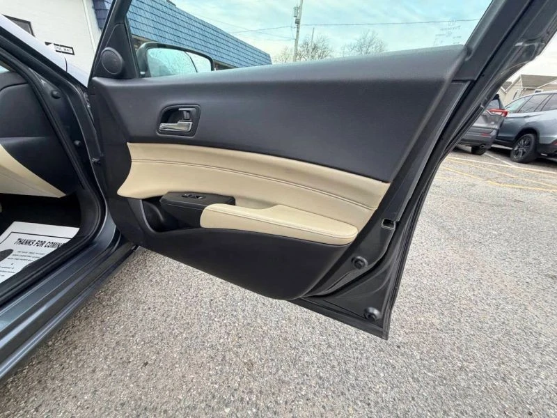 2014 Acura ILX - Image 10 of 12