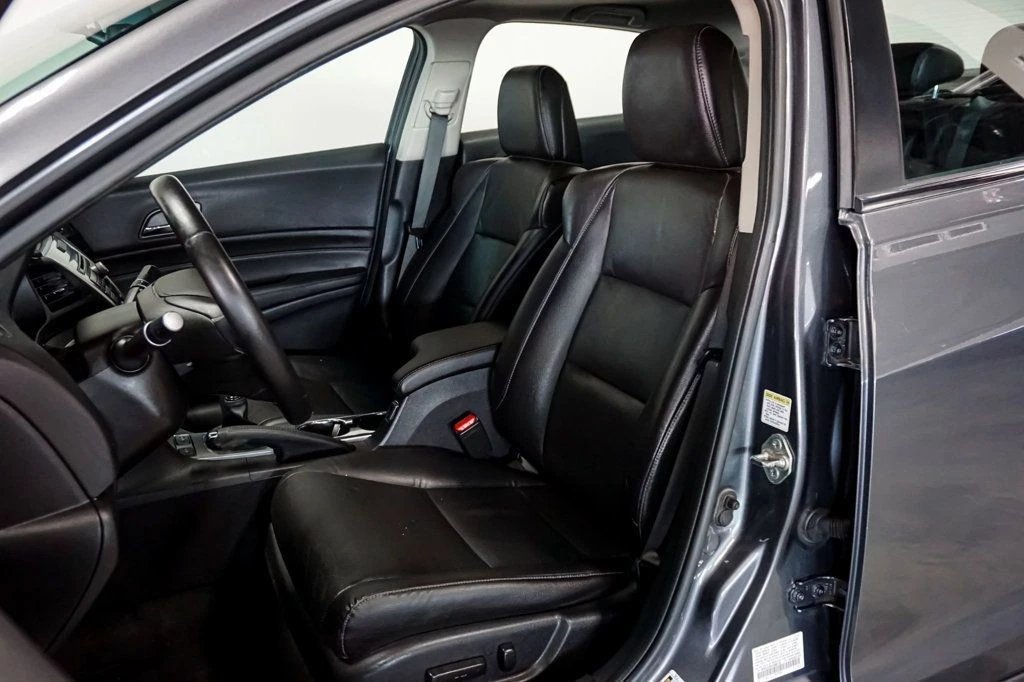 2014 Acura ILX - Image 9 of 12