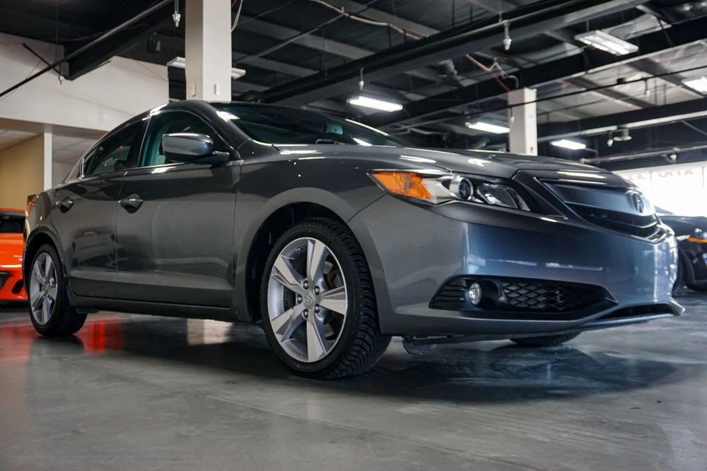 2014 Acura ILX - Image 2 of 12