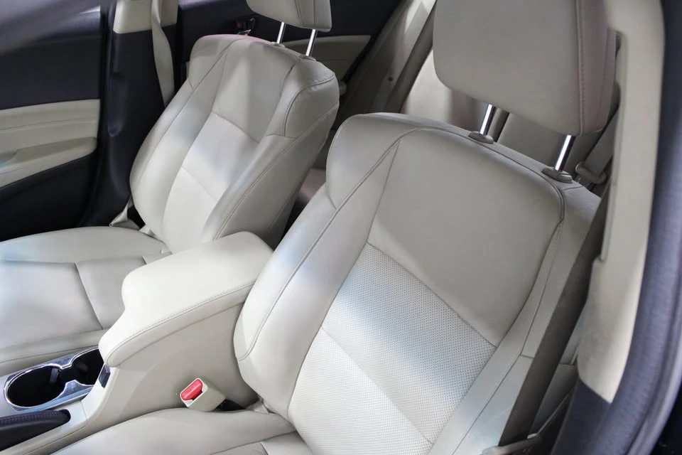 2014 Acura ILX - Image 6 of 20
