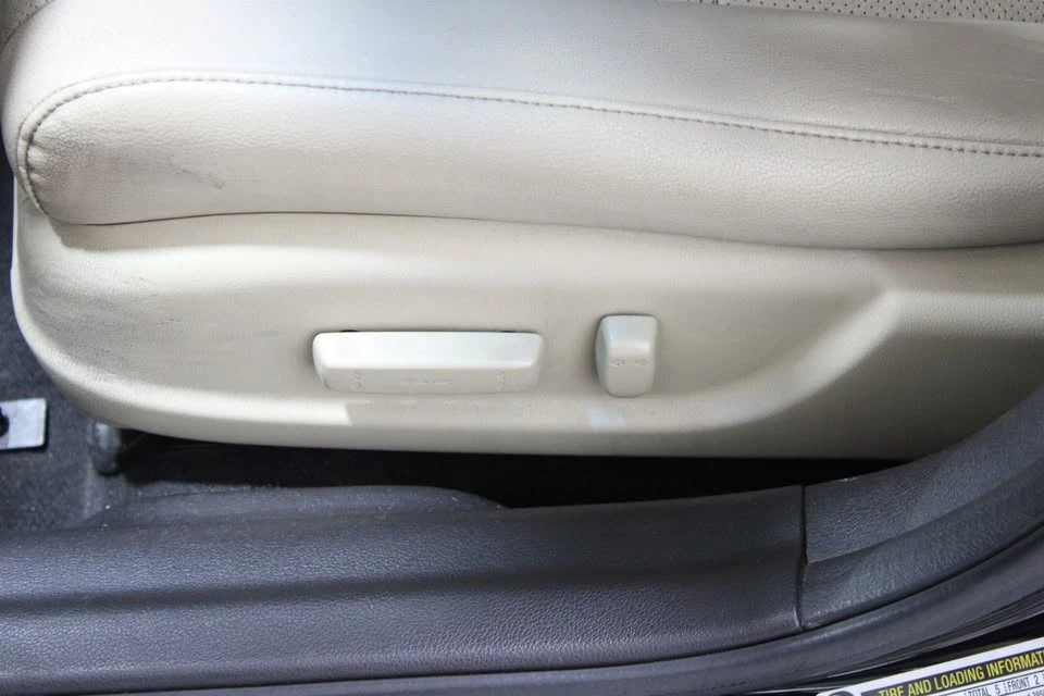 2014 Acura ILX - Image 7 of 20