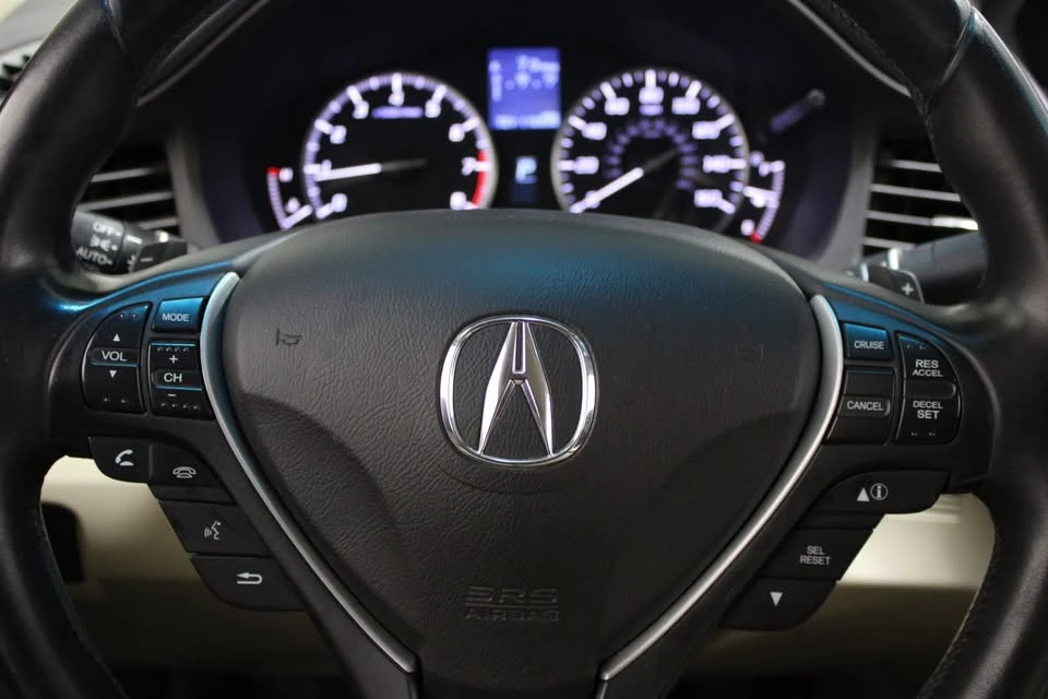 2014 Acura ILX - Image 8 of 20