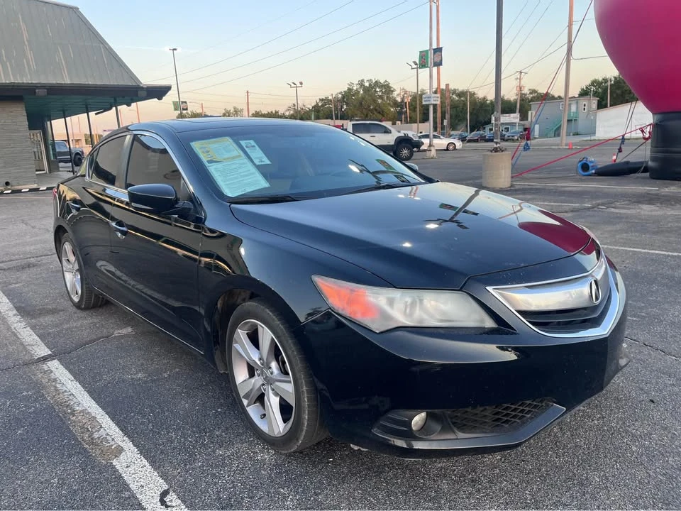 2014 Acura ILX - Image 2 of 6