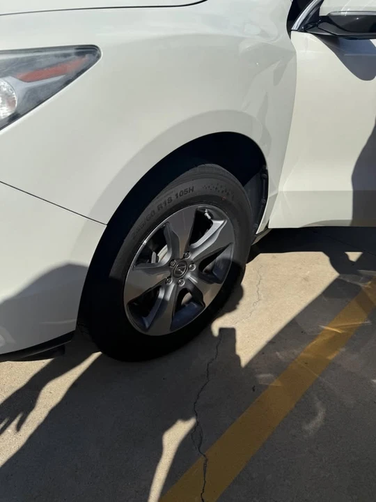 2014 Acura MDX 3rd Gen - Image 2 of 9