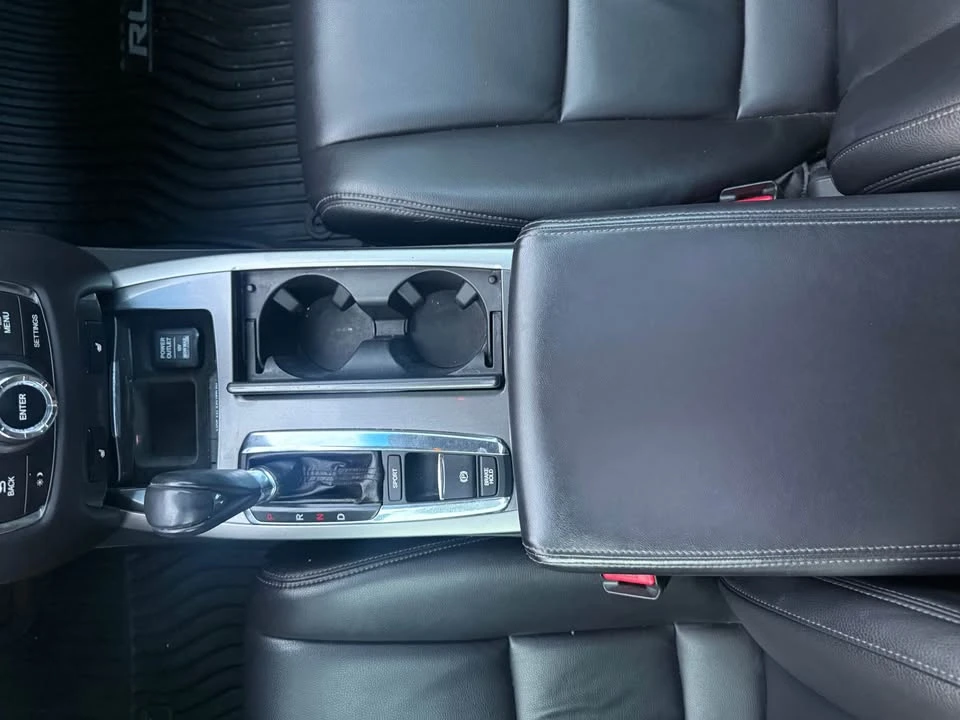 2014 Acura RLX - Image 11 of 15