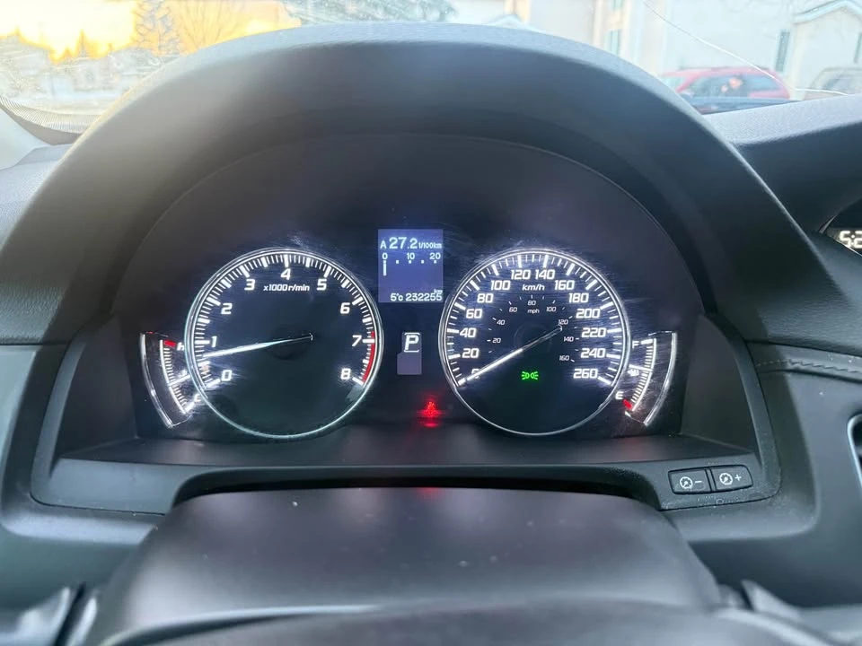 2014 Acura RLX - Image 13 of 15