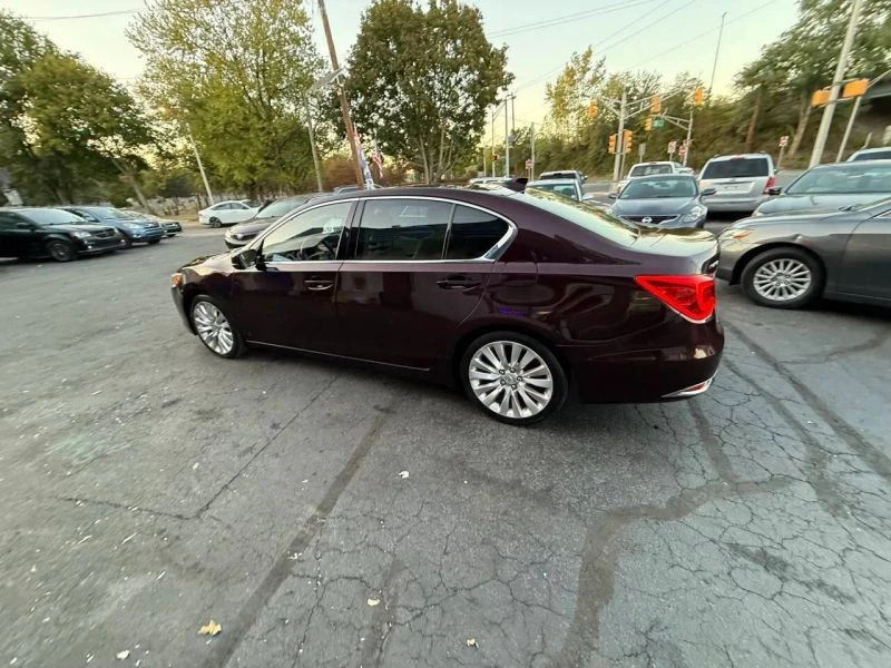 2014 Acura RLX - Image 8 of 12