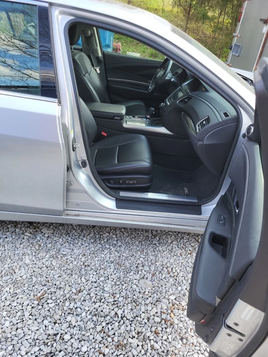 2014 Acura RLX - Image 2 of 3
