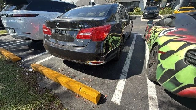 2014 Acura RLX - Image 7 of 12