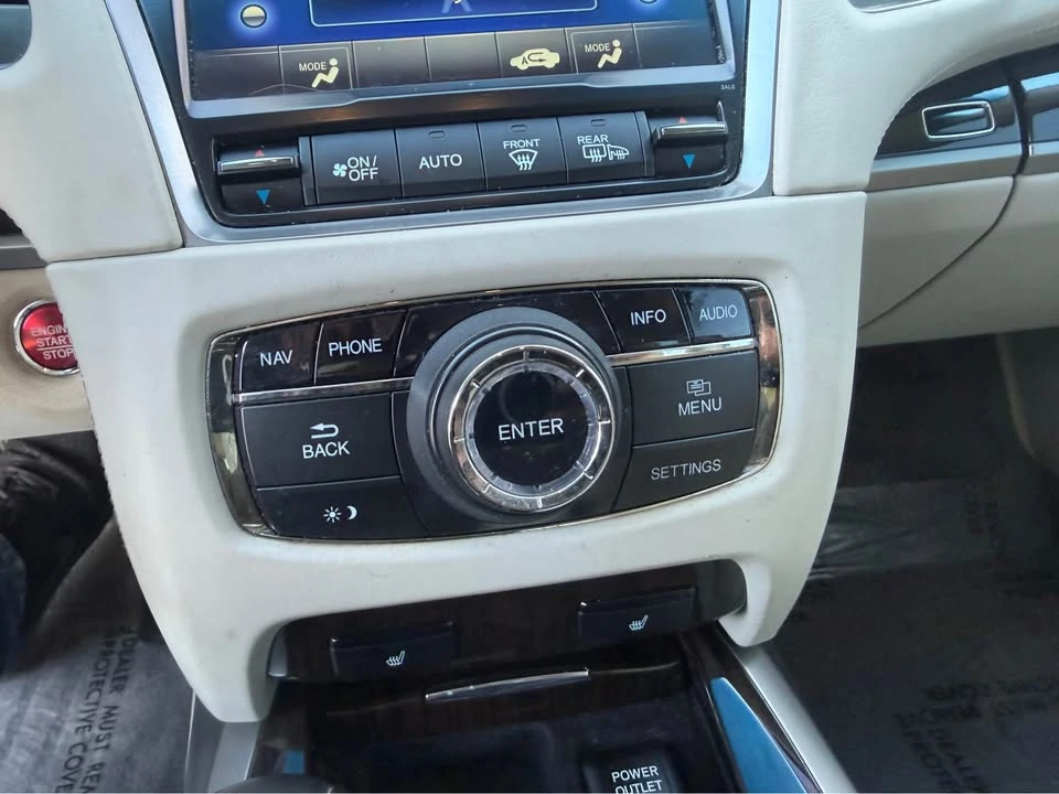 2014 Acura RLX - Image 17 of 18