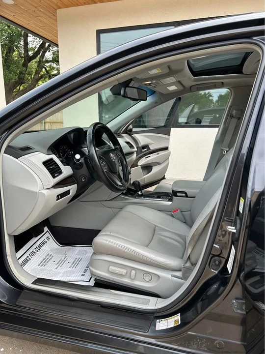 2014 Acura RLX - Image 9 of 19