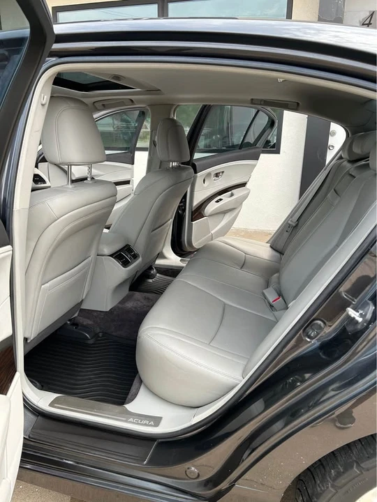 2014 Acura RLX - Image 10 of 19