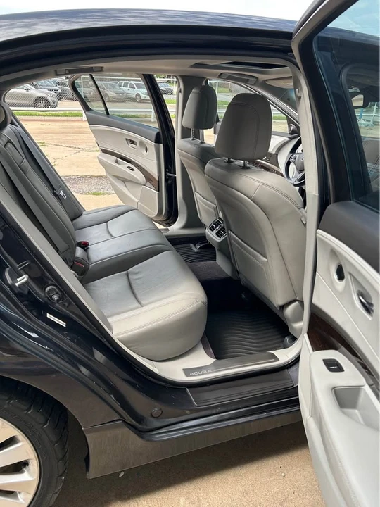 2014 Acura RLX - Image 12 of 19