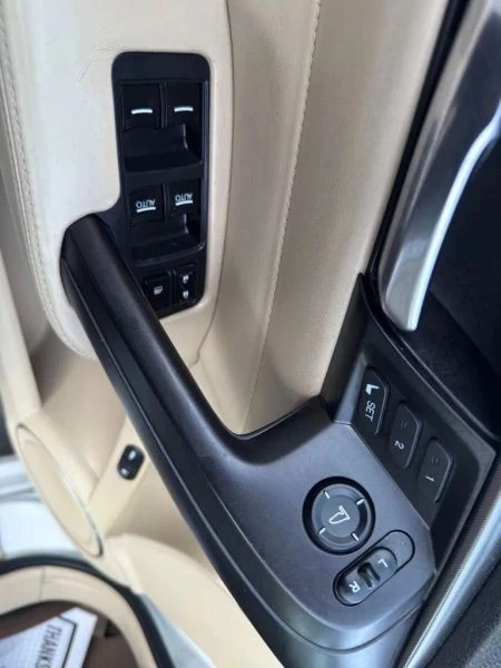 2014 Acura TL 4th Gen - Image 9 of 12