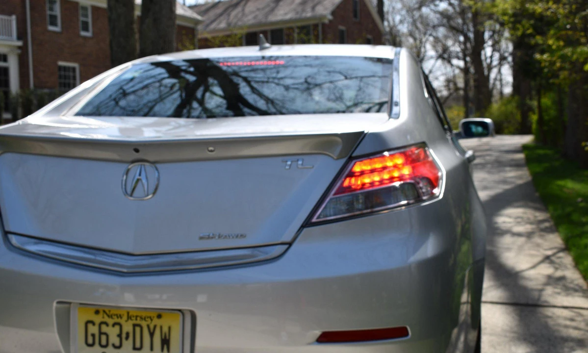 2014 Acura TL 4th Gen - Image 27 of 31