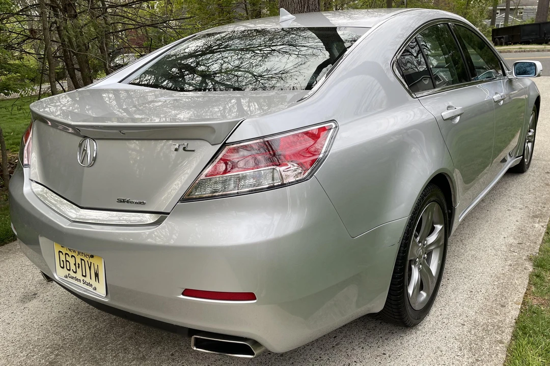 2014 Acura TL 4th Gen - Image 4 of 31