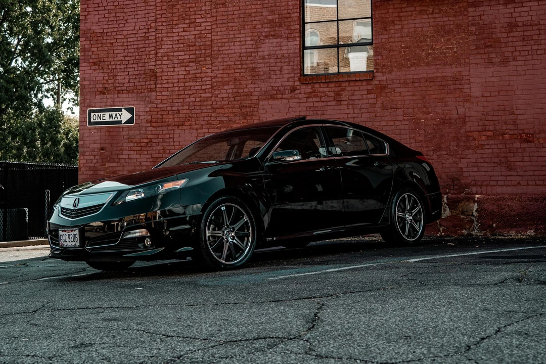 2014 Acura TL 4th Gen - Image 9 of 31