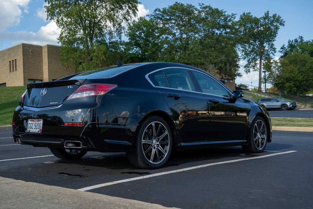 2014 Acura TL 4th Gen - Image 17 of 31