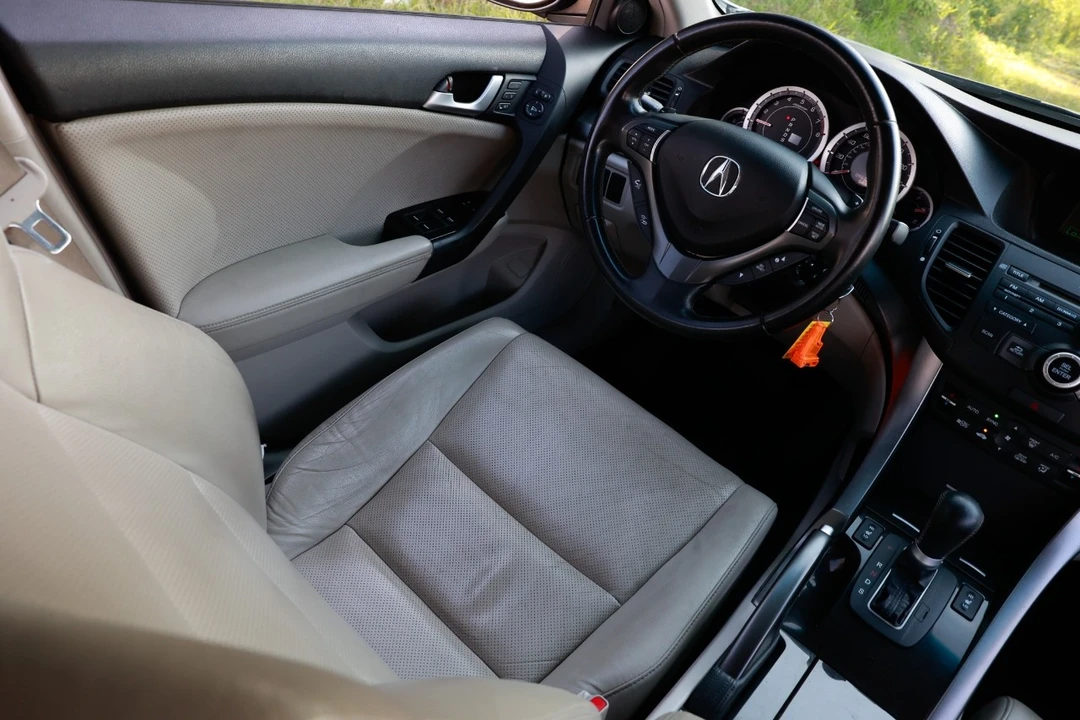 2014 Acura TSX 2nd Gen - Image 20 of 21