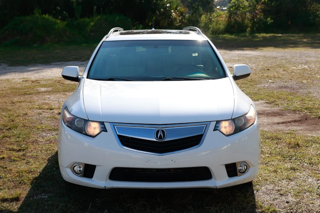 2014 Acura TSX 2nd Gen - Image 19 of 21