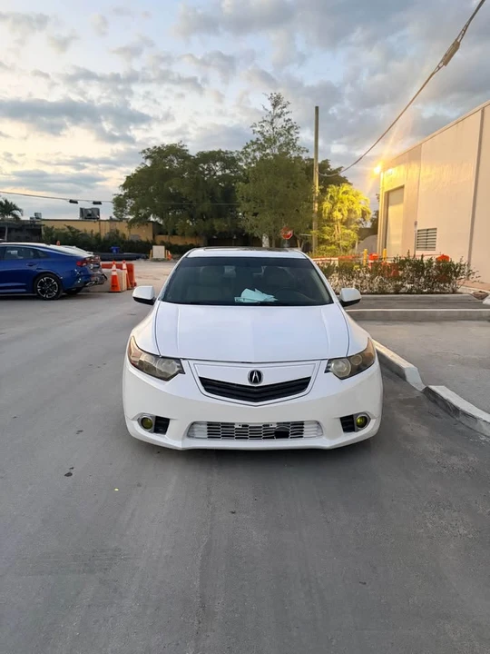 2014 Acura TSX 2nd Gen - Image 2 of 12
