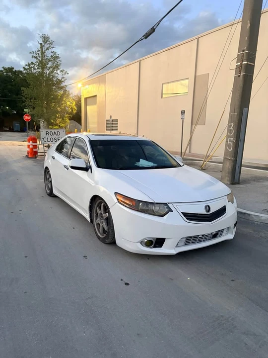 2014 Acura TSX 2nd Gen - Image 3 of 12