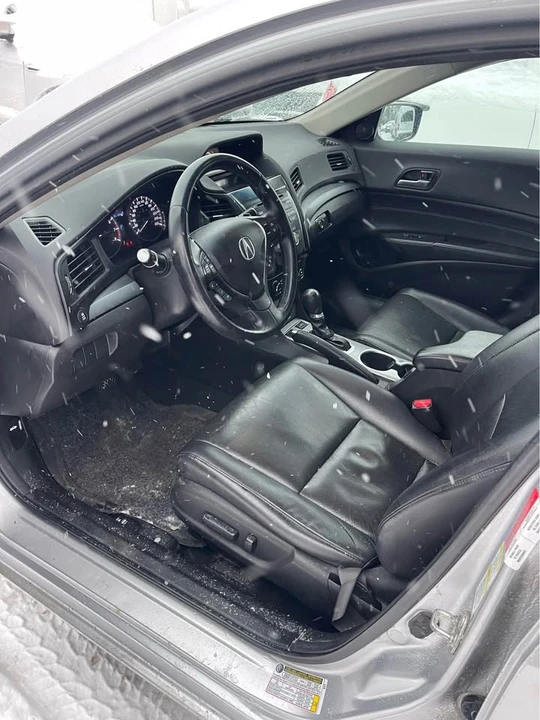 2014 Acura ILX - Image 11 of 17