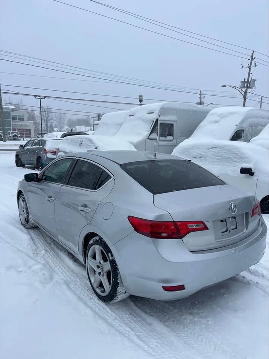 2014 Acura ILX - Image 9 of 17