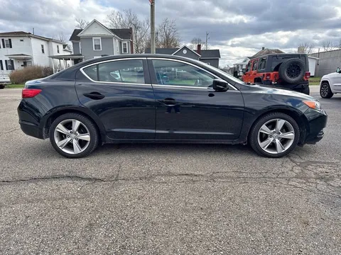 2014 Acura ILX 2.0L Technology Package