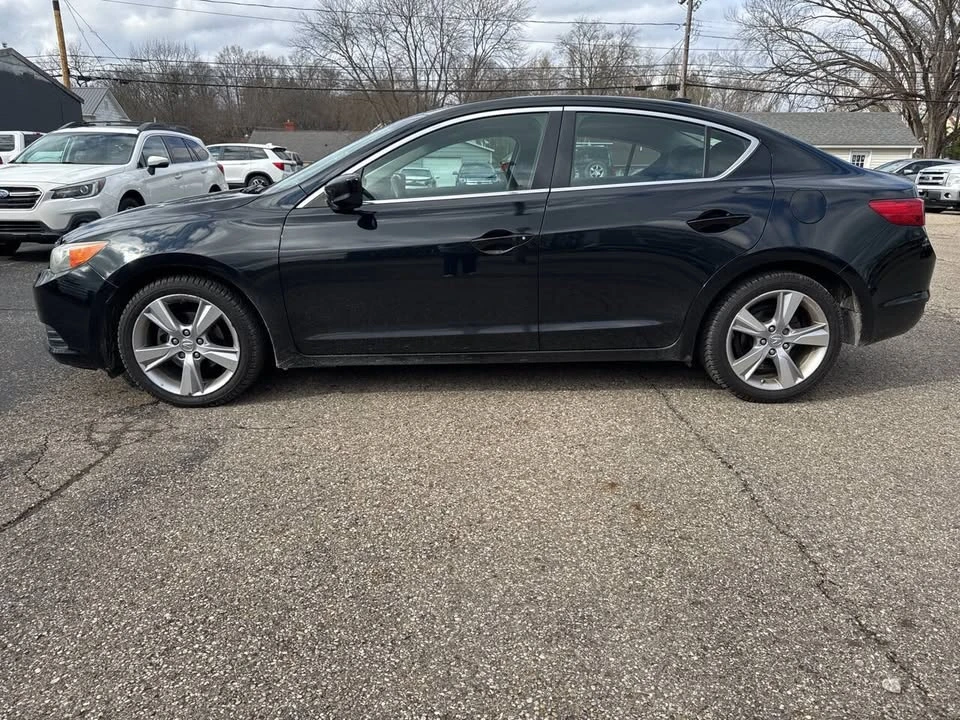 2014 Acura ILX - Image 2 of 4
