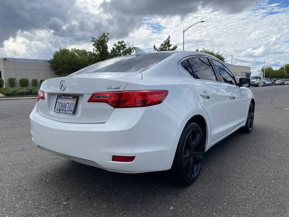 2014 Acura ILX - Image 8 of 20