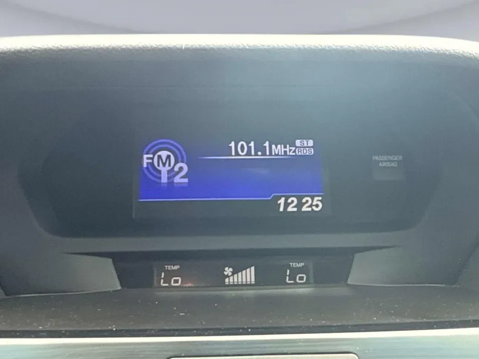 2014 Acura ILX - Image 10 of 20