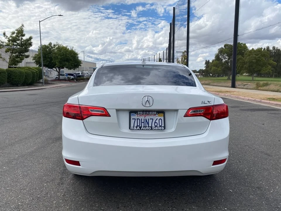 2014 Acura ILX - Image 7 of 20