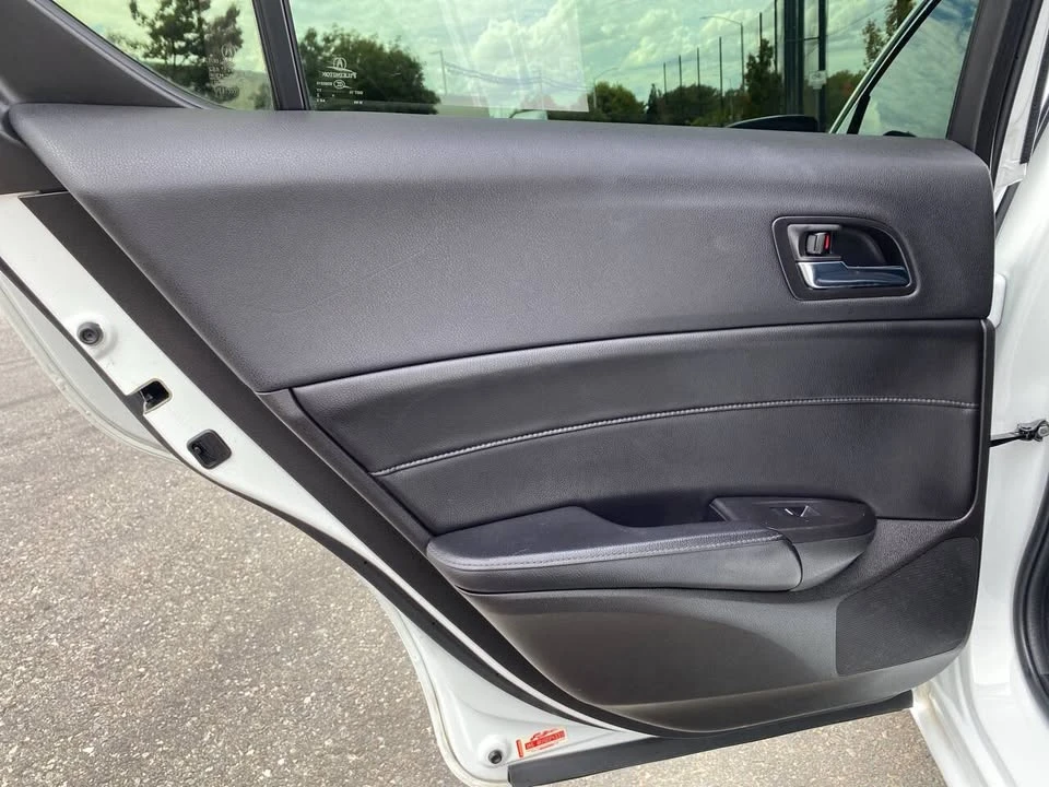 2014 Acura ILX - Image 12 of 20