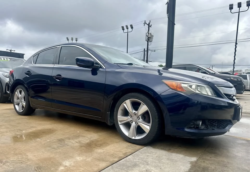 2014 Acura ILX - Image 2 of 8