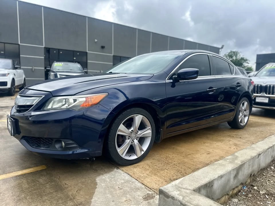 2014 Acura ILX - Image 2 of 8
