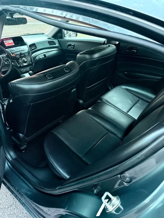 2014 Acura ILX - Image 9 of 14