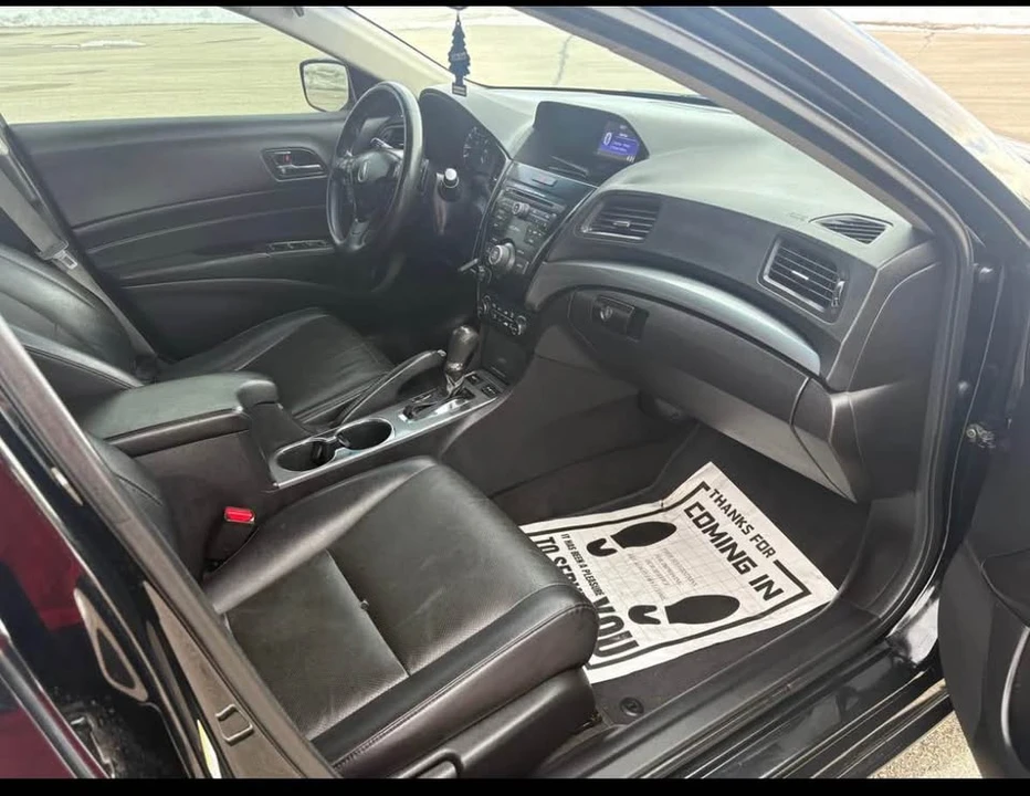2014 Acura ILX - Image 5 of 11