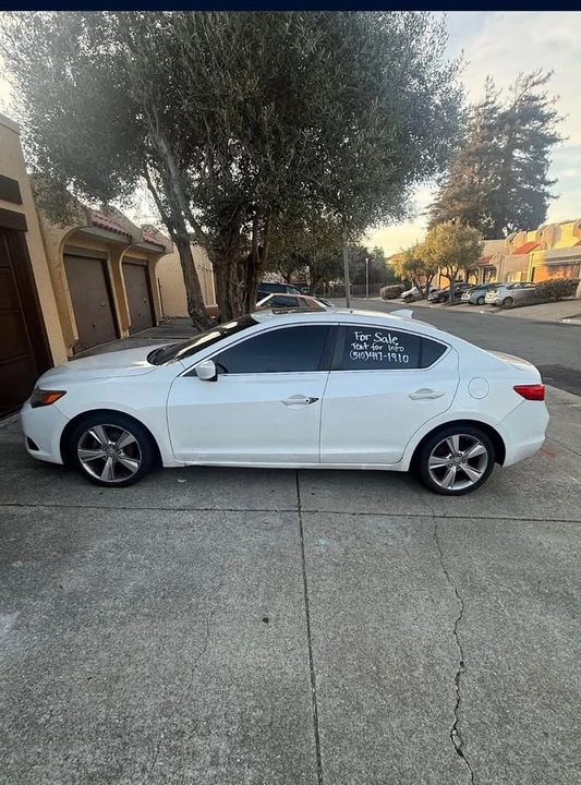 2014 Acura ILX - Image 2 of 7