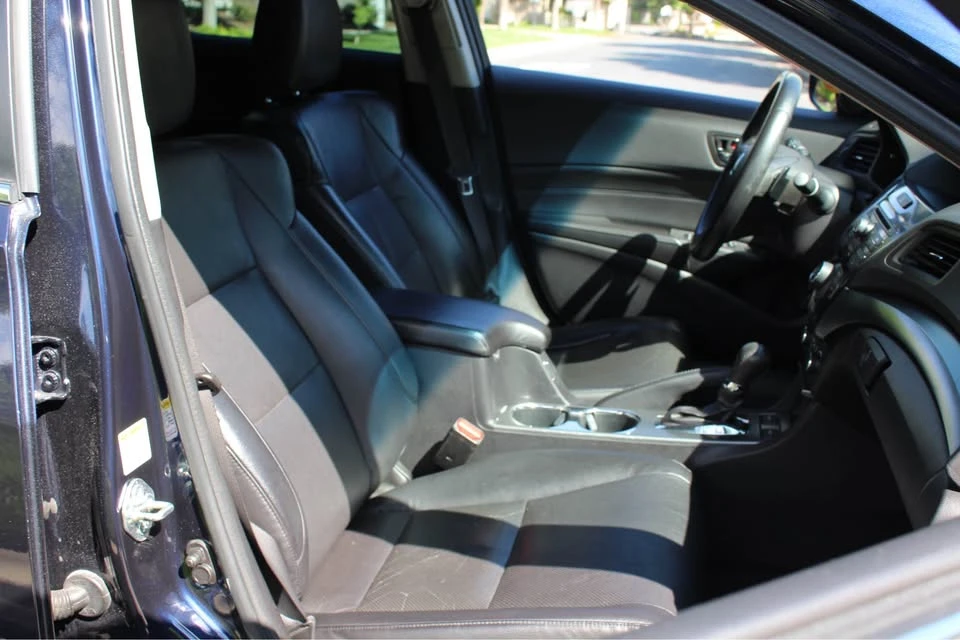 2014 Acura ILX - Image 11 of 16