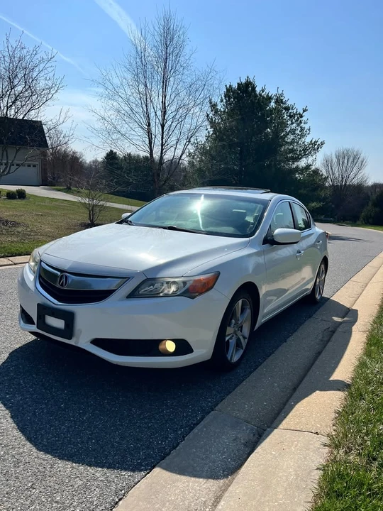2014 Acura ILX - Image 2 of 20
