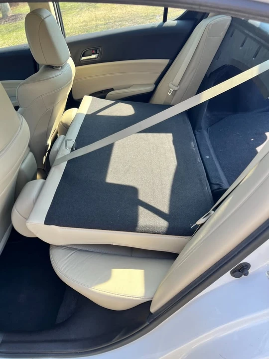 2014 Acura ILX - Image 11 of 20
