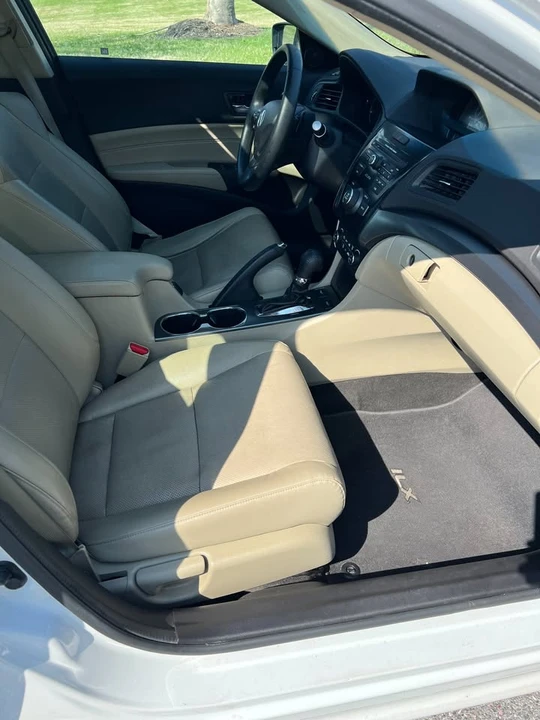 2014 Acura ILX - Image 12 of 20