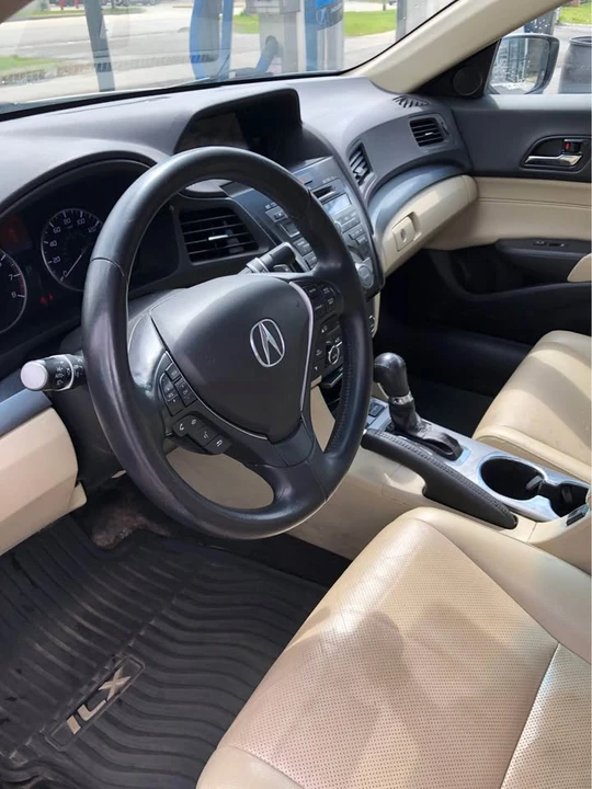 2014 Acura ILX - Image 8 of 12