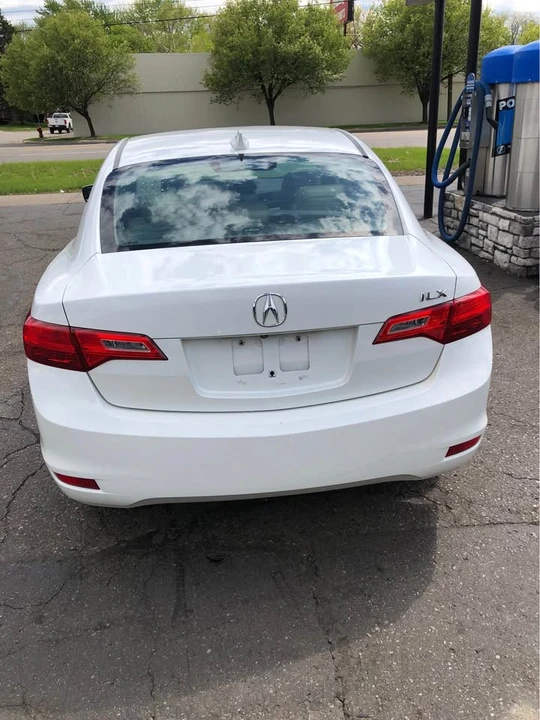 2014 Acura ILX - Image 5 of 12