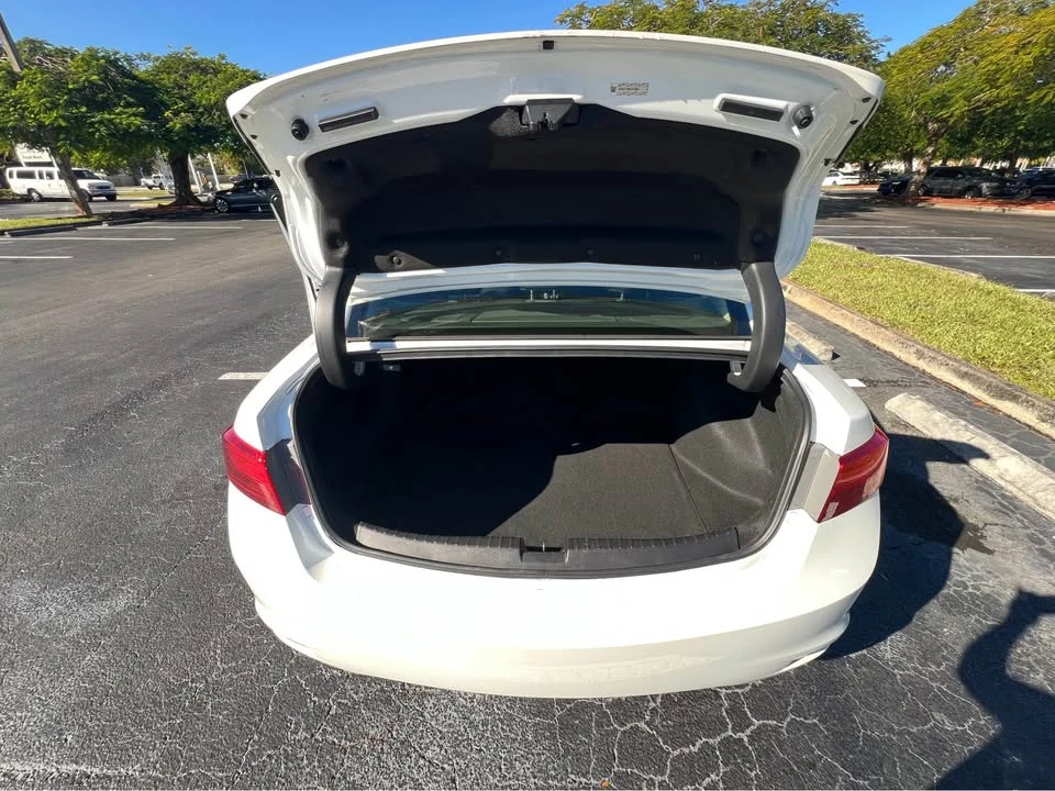 2014 Acura ILX - Image 5 of 10