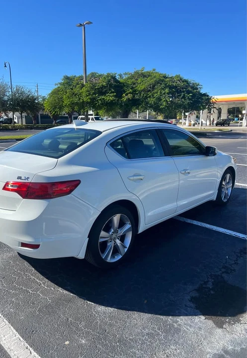 2014 Acura ILX - Image 3 of 10