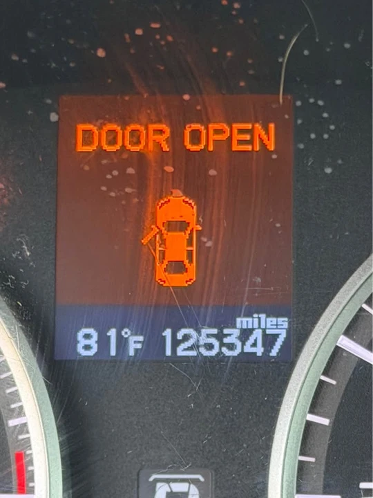 2014 Acura ILX - Image 2 of 8