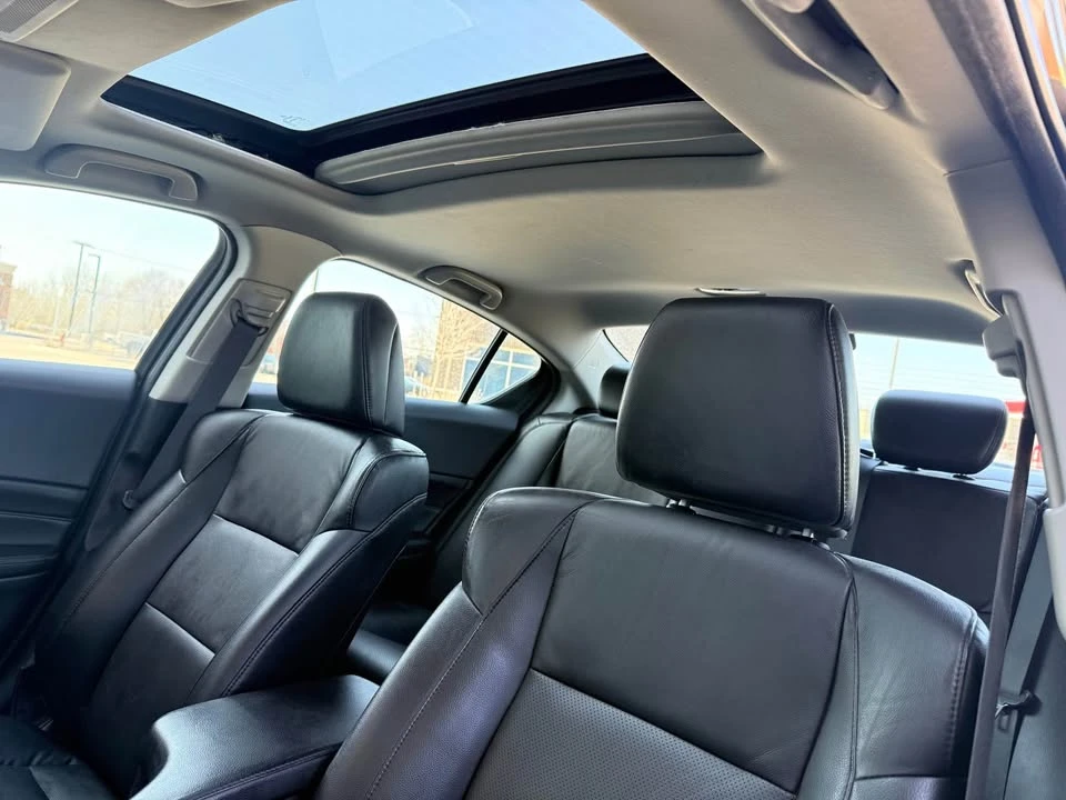 2014 Acura ILX - Image 11 of 20