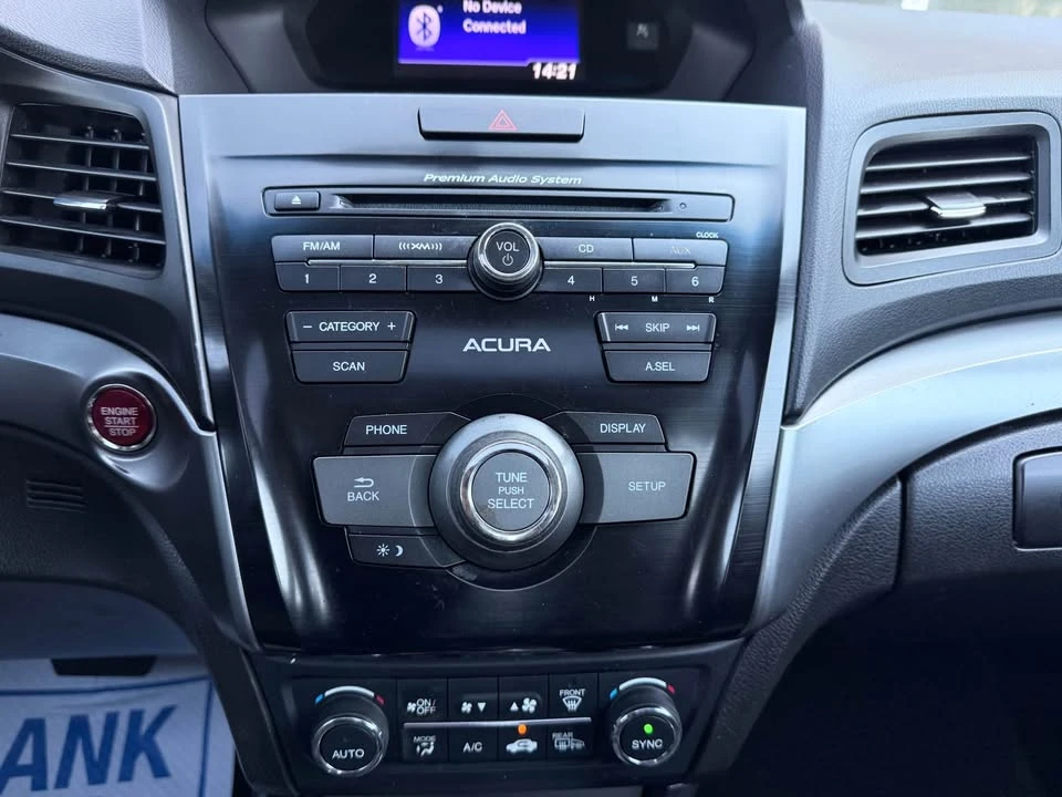 2014 Acura ILX - Image 17 of 20